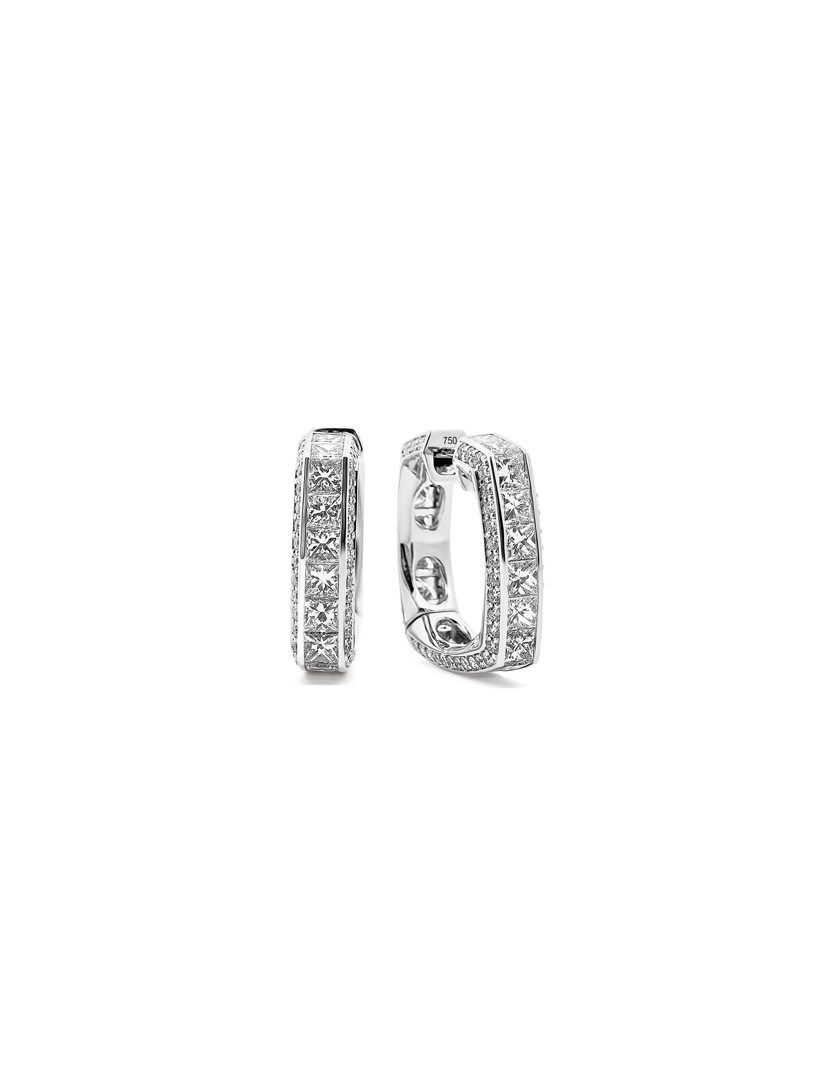 Sculpted Brilliance Diamond Earring