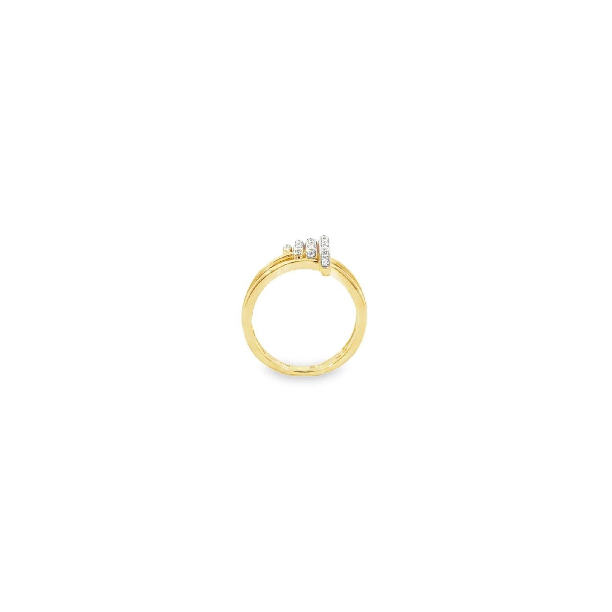 Twinkling Twine Diamond Ring