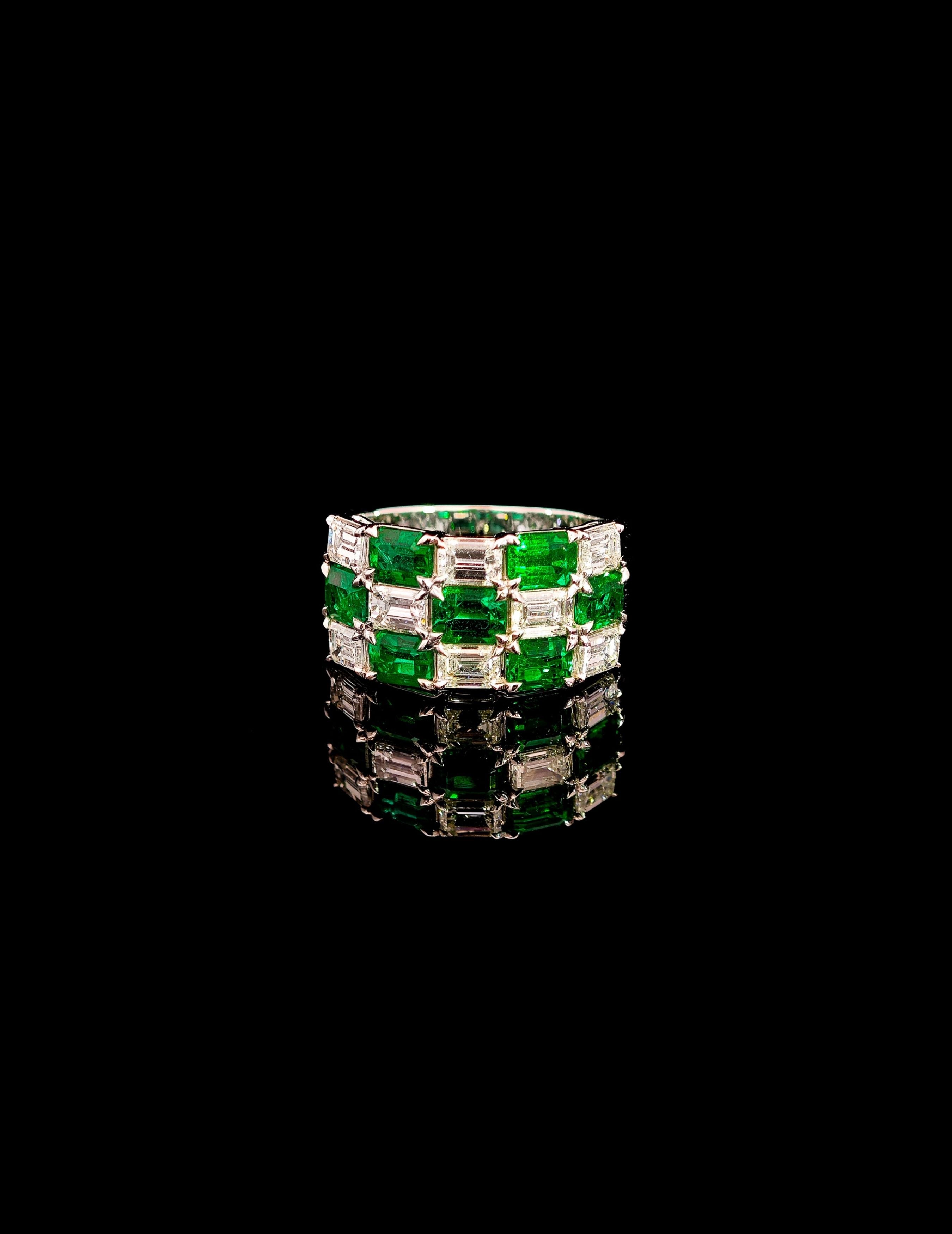 Emerald Diamond Chess Ring