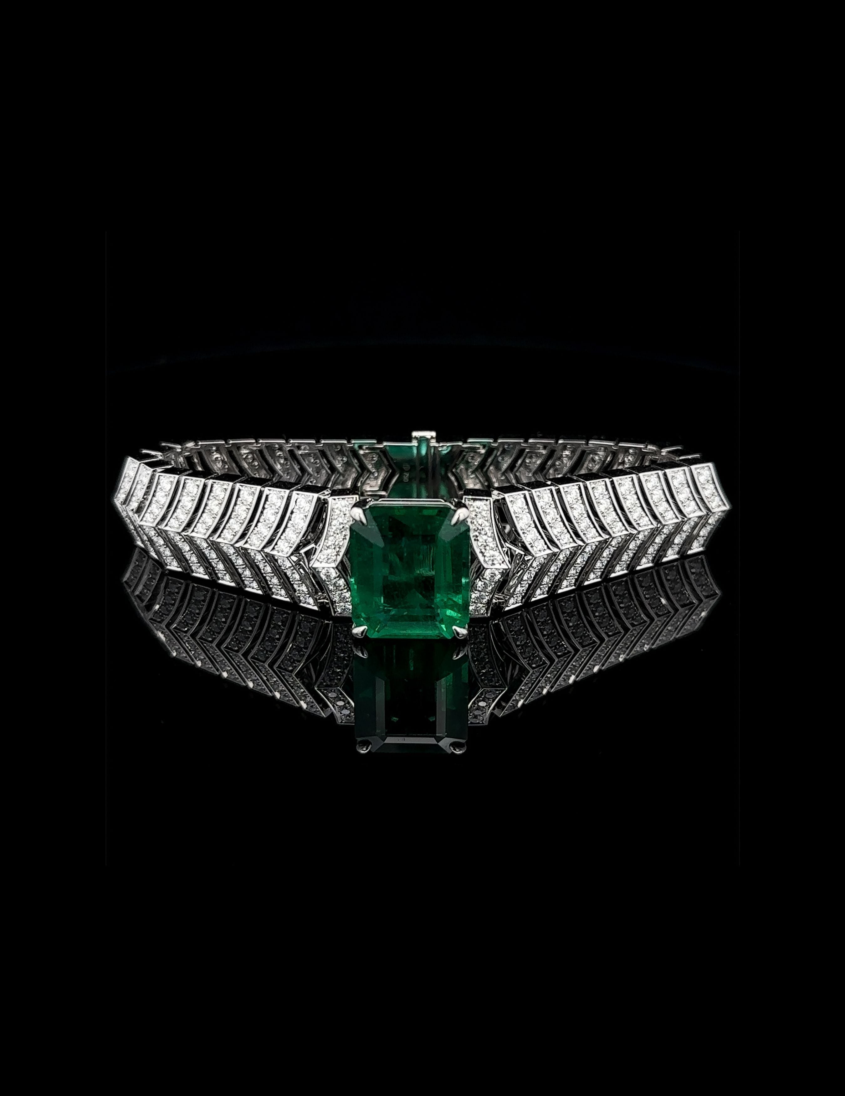 12.51ct Emerald Bracelet
