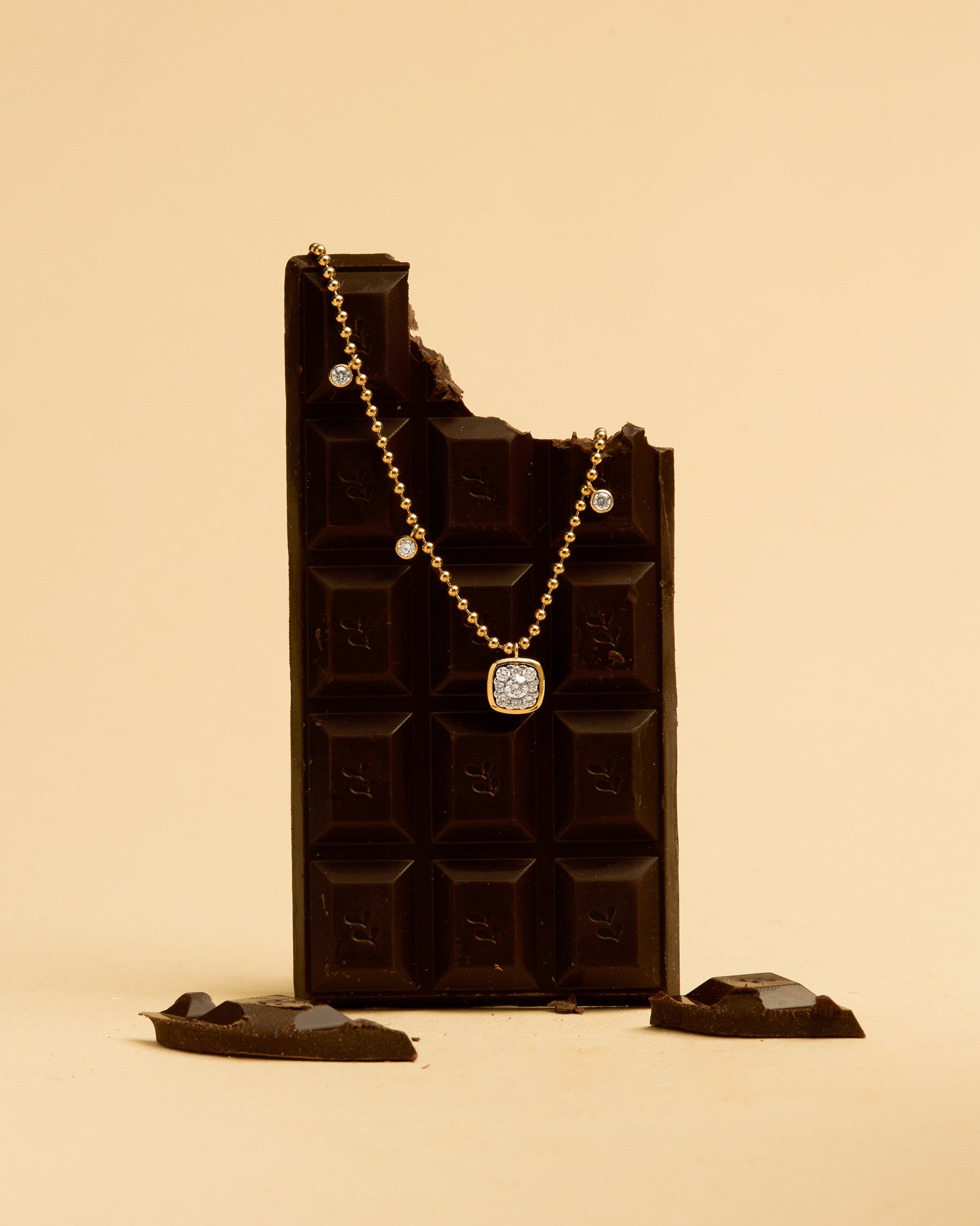 Gold Bead Cushion Necklace