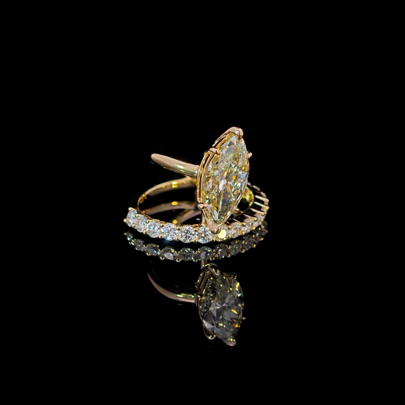 3.0ct Green Diamond Marquise Ring