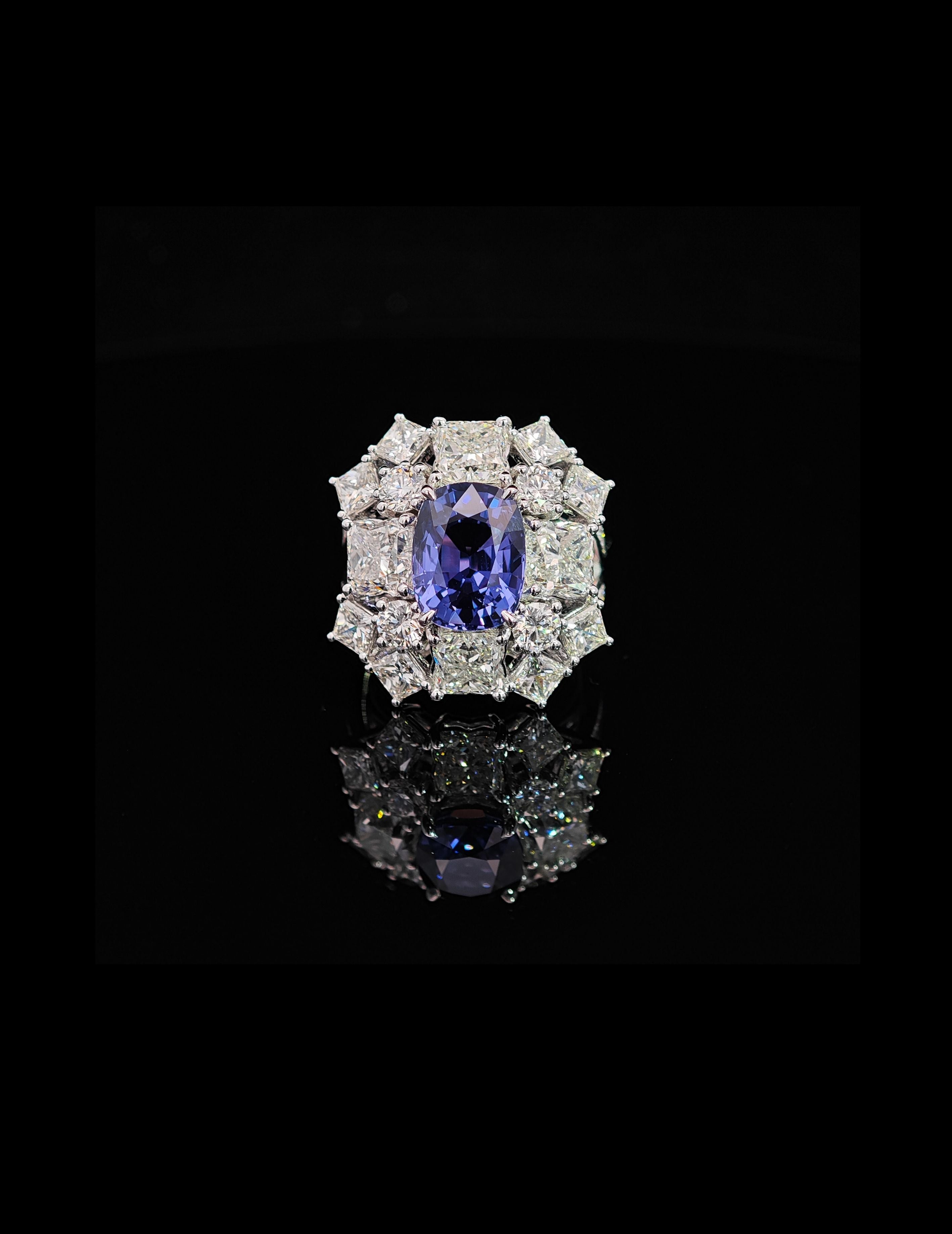 5.240 ct Color-change Sapphire Cocktail Ring