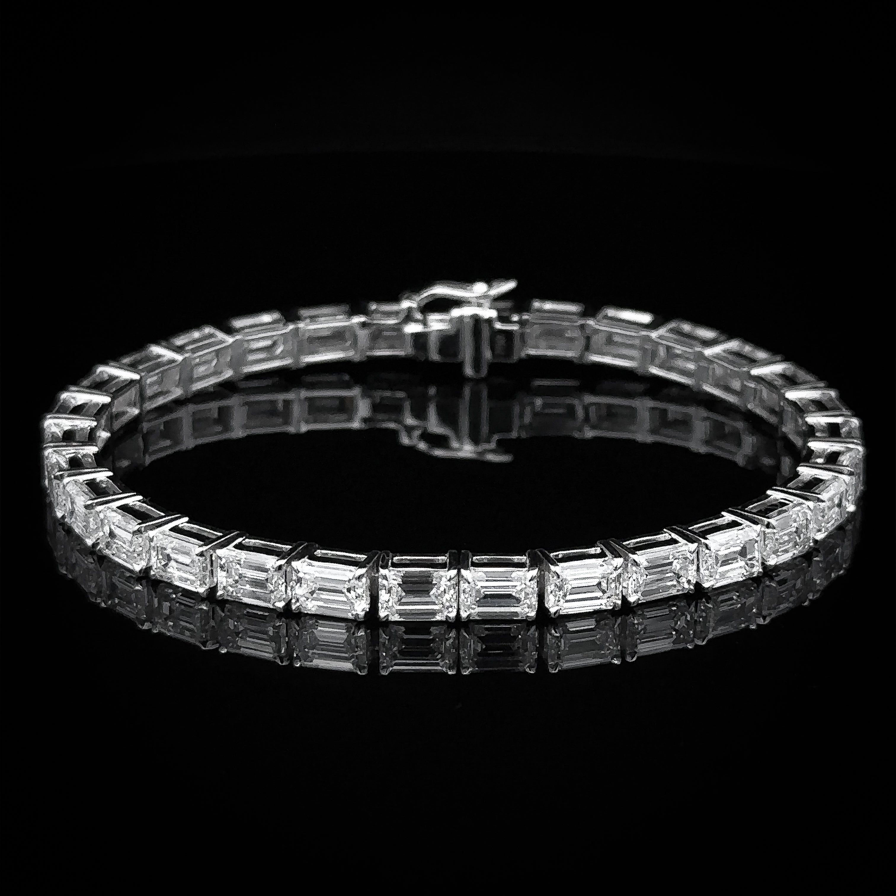 0.4ct Emerald Cut Tennis Bracelet