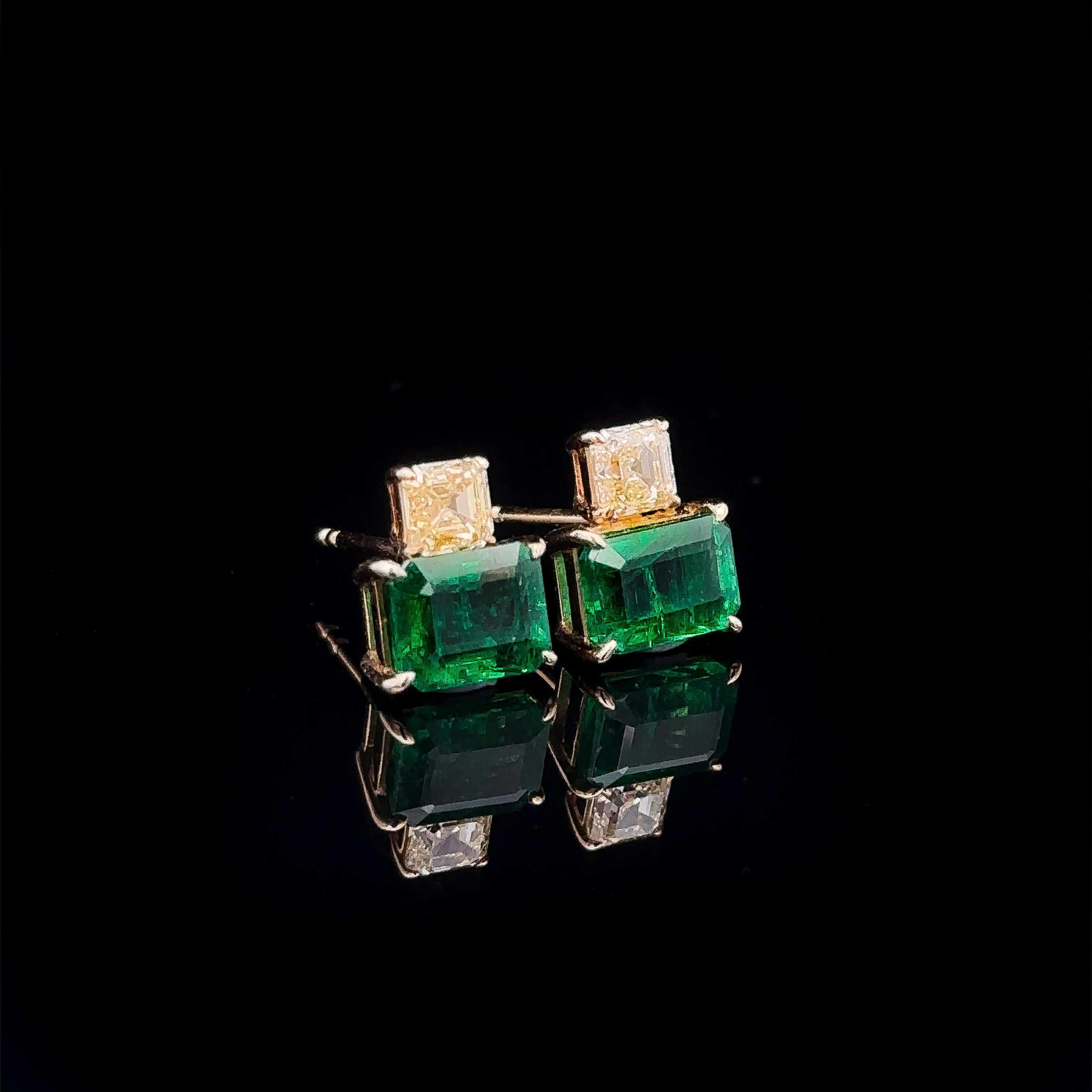 Yellow Diamond and Emerald Earring