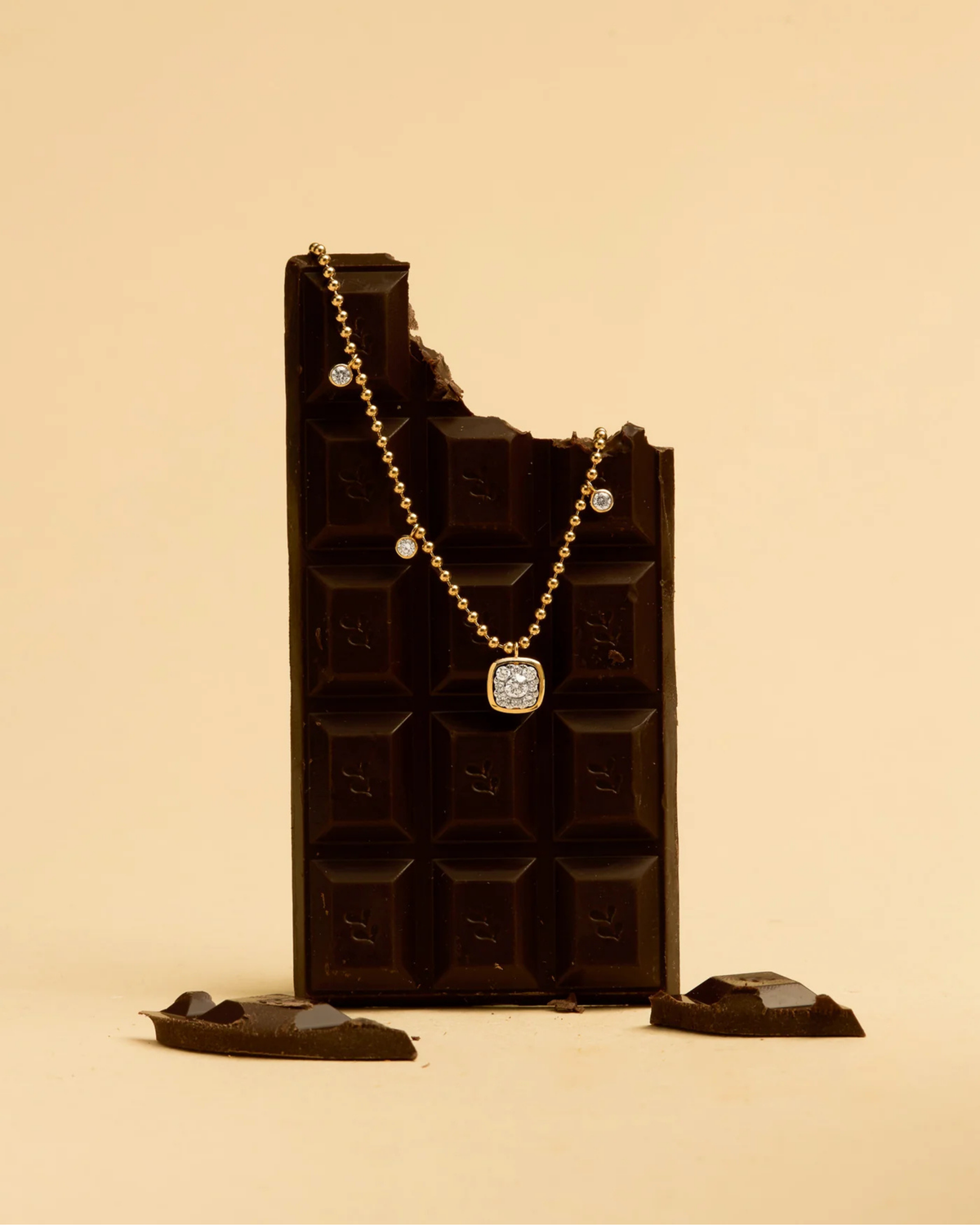 Gold Bead Cushion Necklace
